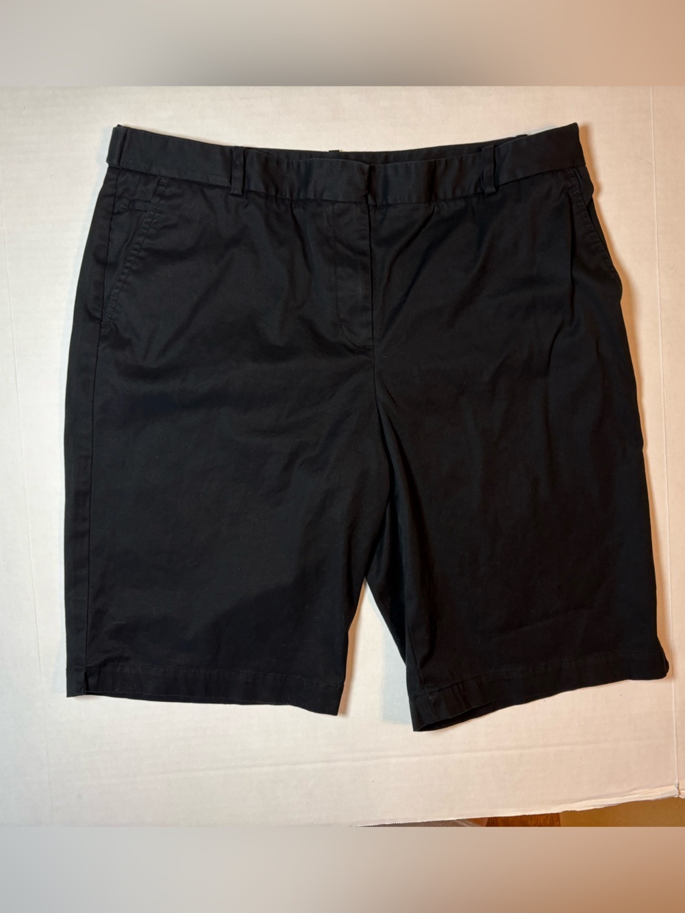 Talbots Women’s Black Cotton Blend Bermuda Shorts Size 12